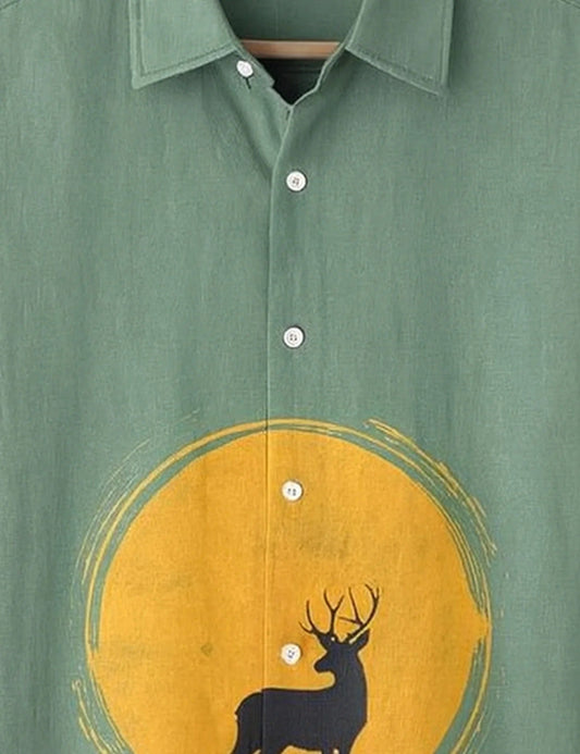 Men’s Deer Graphic Print Short Sleeve Shirt | Nature-Inspired Casual Button-Down Shirt